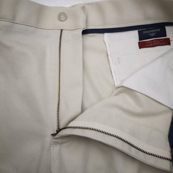 Dockers' Individual Fit Waistband Men's Size 36/32 Flat Front Straight Leg Pants - Picture 8 of 12